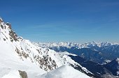 Salita invernale al Pizzo Tre Signori da Ornica lungo la Val d'Inferno con moltissima neve il 15 febb 09  - FOTOGALLERY